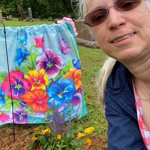 Meet your Posher, Michellene